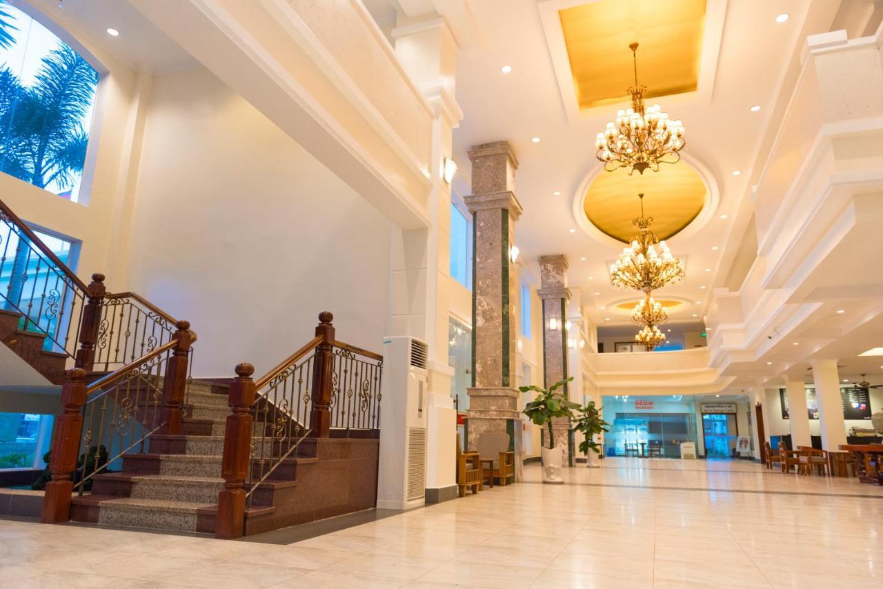 Pursat Riverside Hotel & Spa Exterior foto