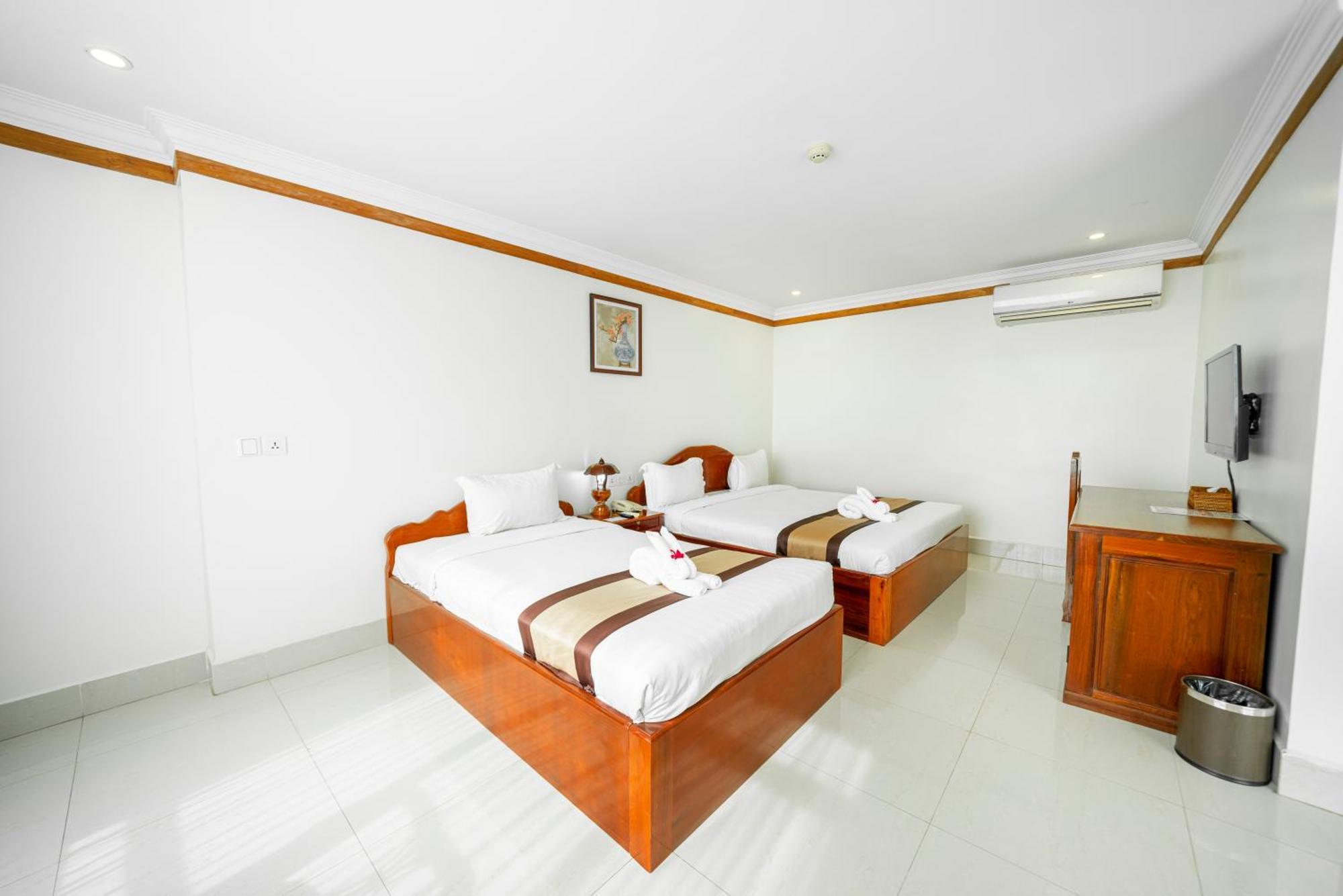 Pursat Riverside Hotel & Spa Exterior foto